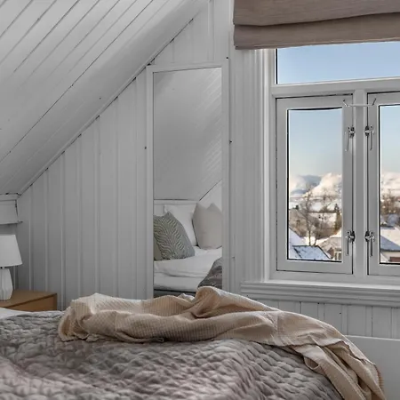 Cozy Central Loft Apartment With Amazing View Tromsø Eksteriør billede