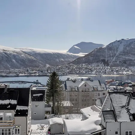 Cozy Central Loft Apartment With Amazing View Tromsø Eksteriør billede